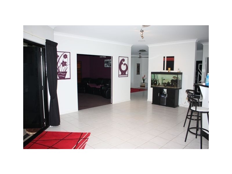 18 Goicoechea Drive, Bushland Beach QLD 4818