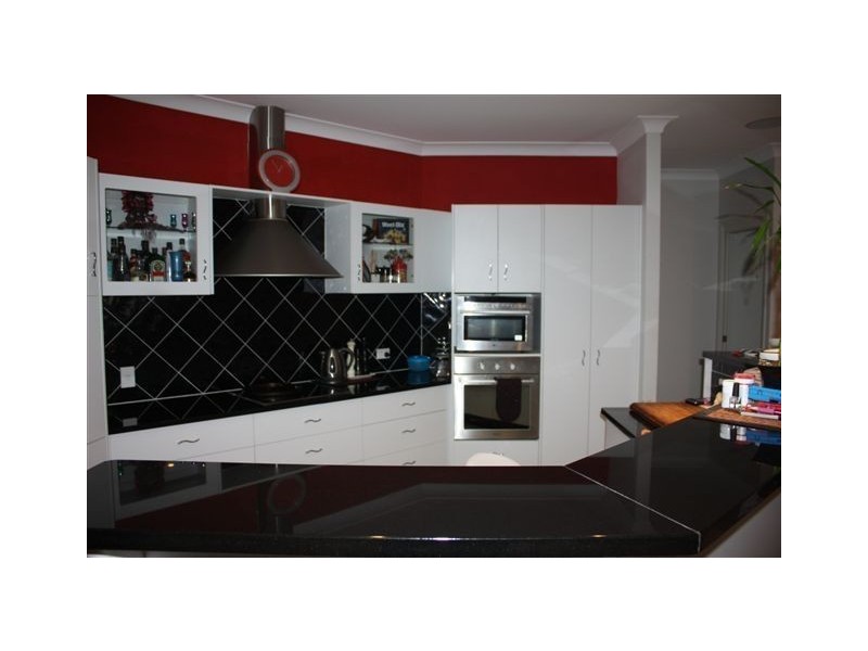 18 Goicoechea Drive, Bushland Beach QLD 4818