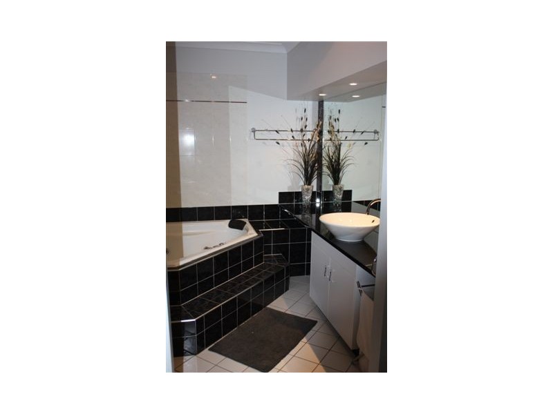 18 Goicoechea Drive, Bushland Beach QLD 4818