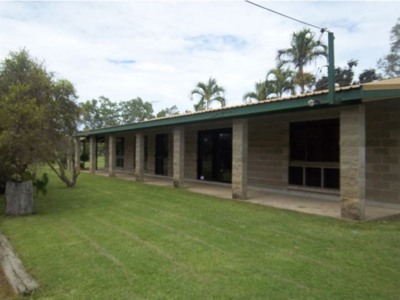 75 Mount Low Parkway, Bushland Beach QLD 4818
