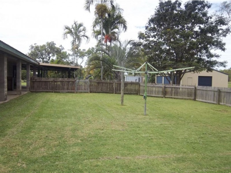 75 Mount Low Parkway, Bushland Beach QLD 4818