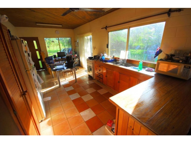 5 Macor Court, Balgal Beach QLD 4816