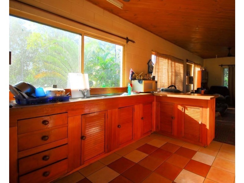 5 Macor Court, Balgal Beach QLD 4816