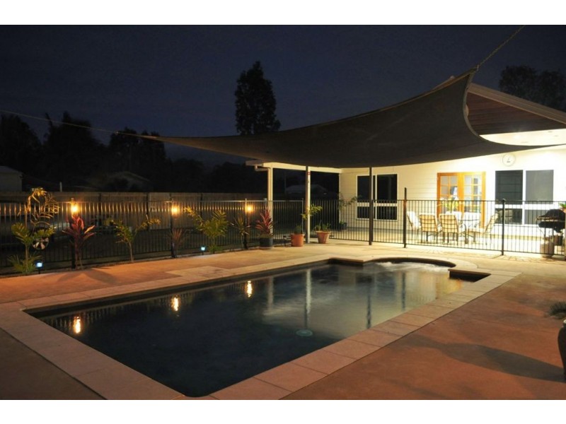 207 Balgal Beach Road, Balgal Beach QLD 4816