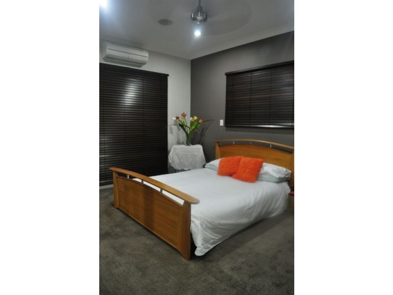 207 Balgal Beach Road, Balgal Beach QLD 4816
