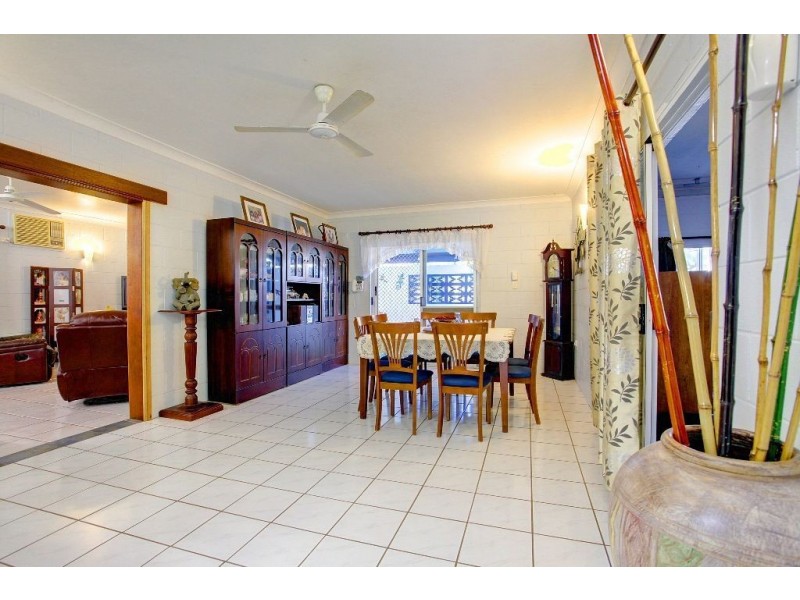 7 Shelley Street, Pallarenda QLD 4810