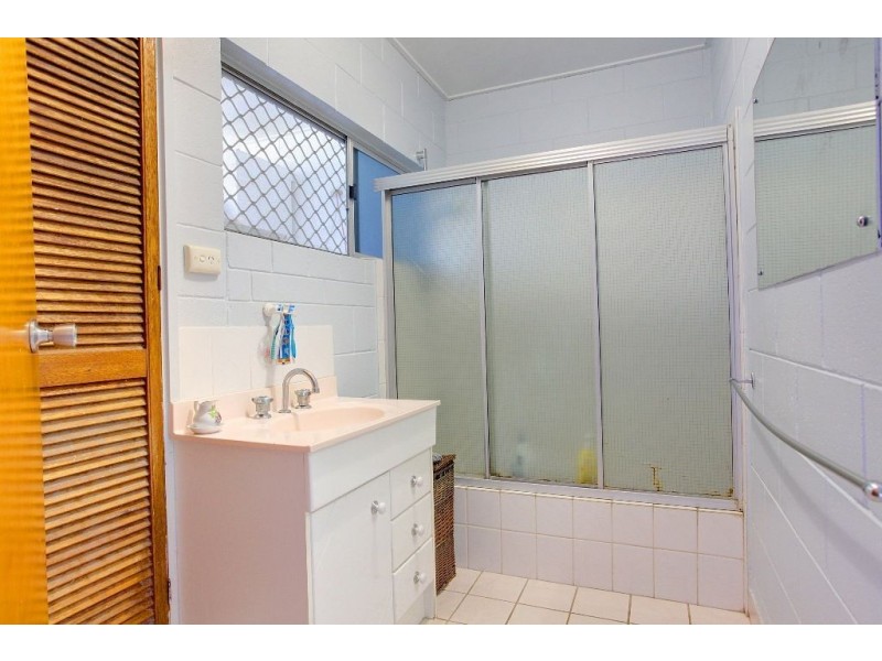 7 Shelley Street, Pallarenda QLD 4810