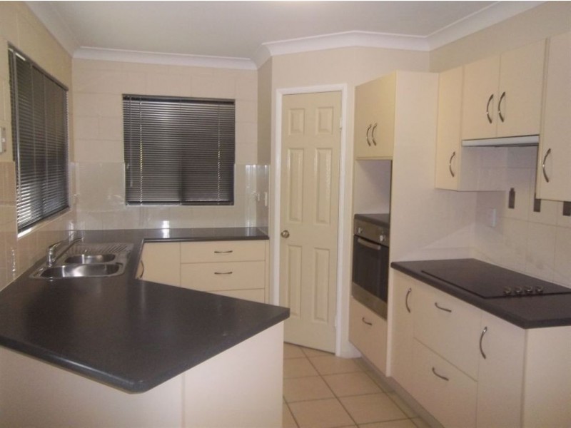 6 Heathcote Court, Deeragun QLD 4818