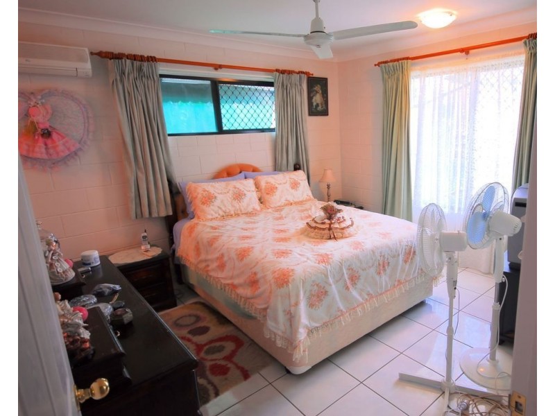 11 Borton Street, Balgal Beach QLD 4816