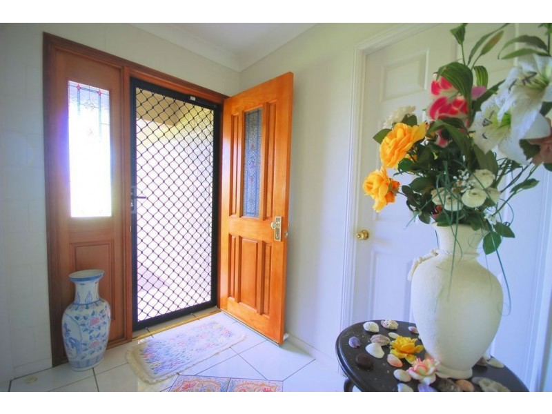 11 Borton Street, Balgal Beach QLD 4816