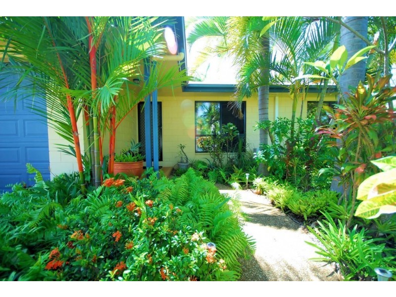 19 Augusta Drive, Balgal Beach QLD 4816