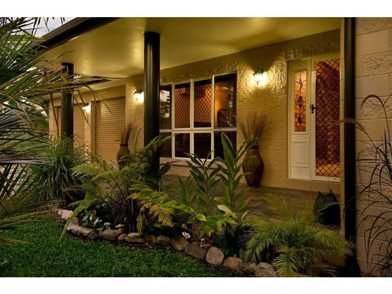 1 Jacob Court, Bushland Beach QLD 4818