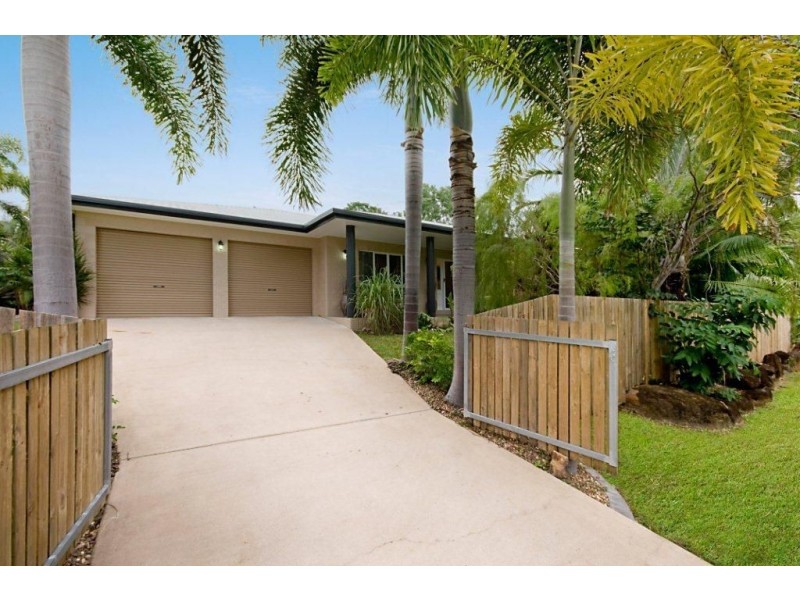 1 Jacob Court, Bushland Beach QLD 4818