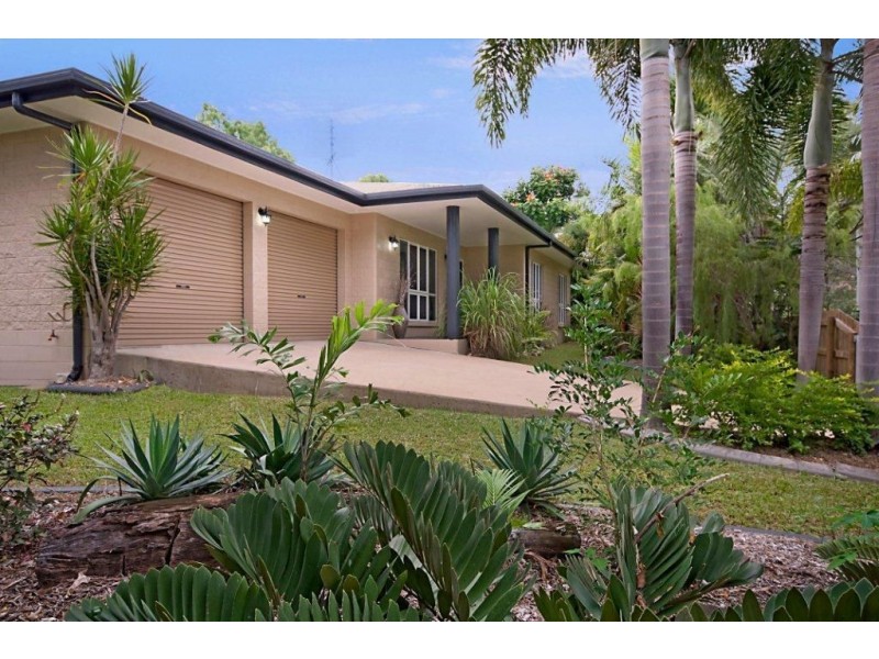 1 Jacob Court, Bushland Beach QLD 4818