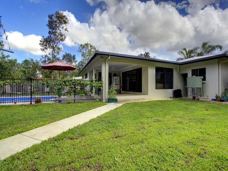 3 Bunya Street, Bushland Beach QLD 4818
