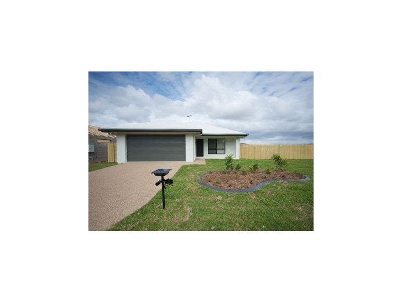 22 Currawinya Court, Bushland Beach QLD 4818