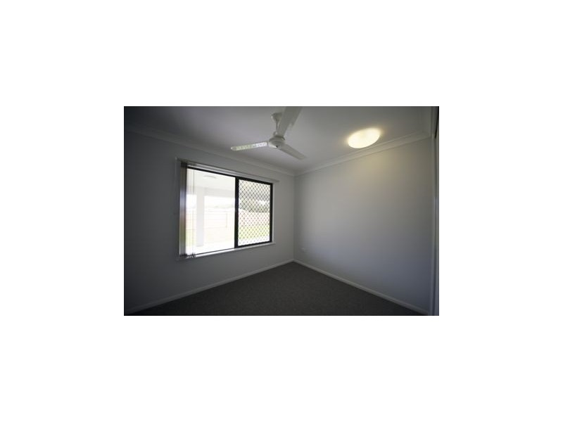 22 Currawinya Court, Bushland Beach QLD 4818