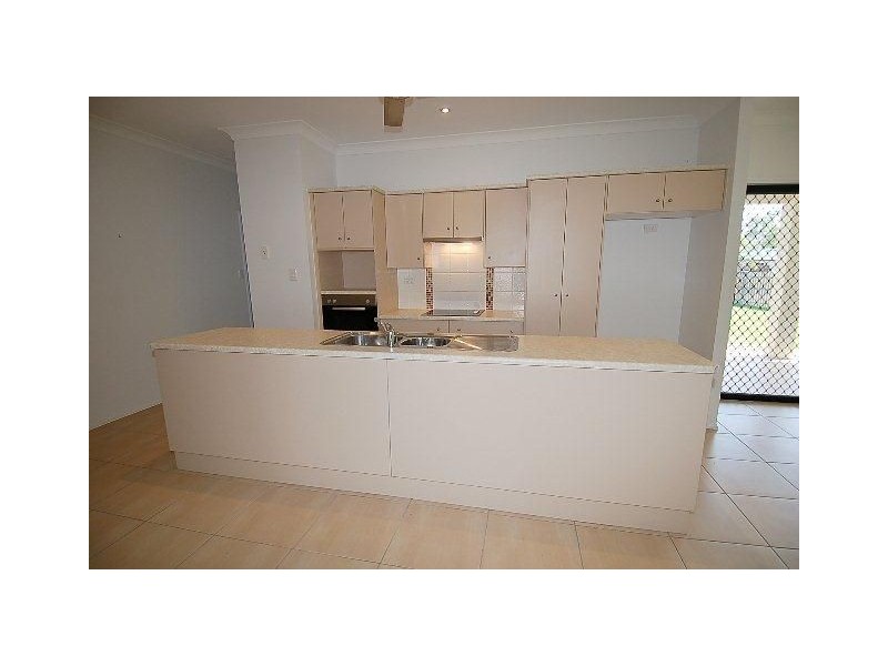 21 Coolaree Drive, Bushland Beach QLD 4818