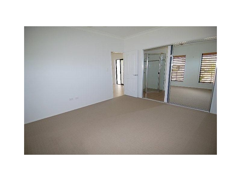 21 Coolaree Drive, Bushland Beach QLD 4818