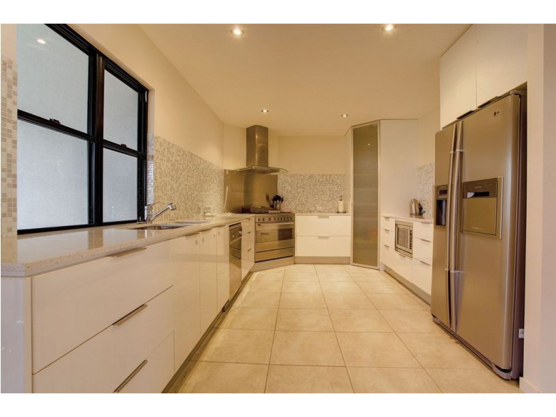 49 Waterview Drive, Bushland Beach QLD 4818