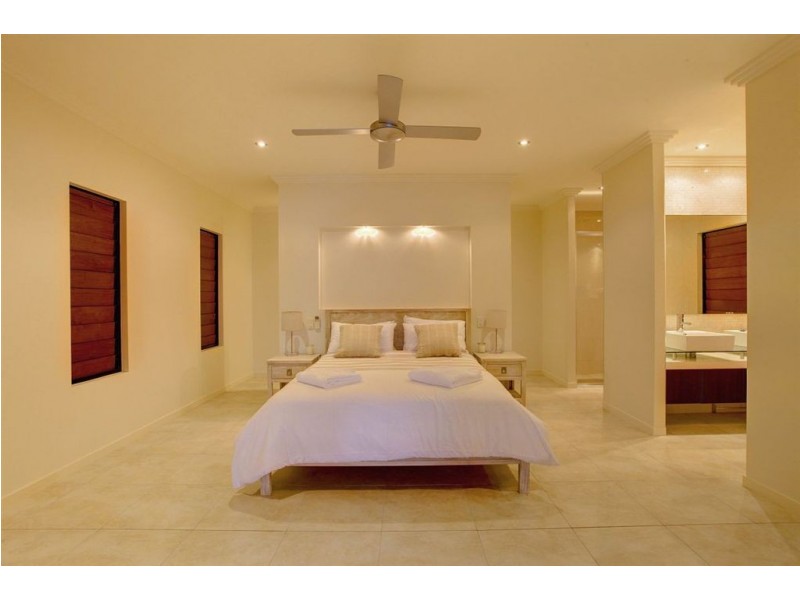 49 Waterview Drive, Bushland Beach QLD 4818