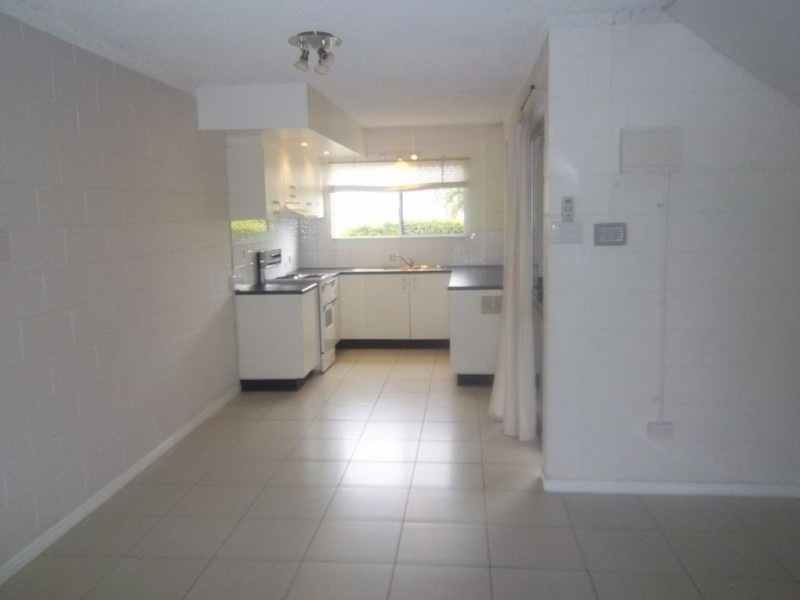8/3 Soule Street, Hermit Park QLD 4812