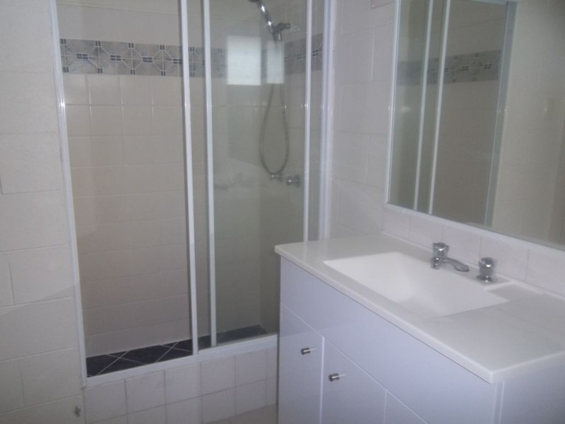 8/3 Soule Street, Hermit Park QLD 4812