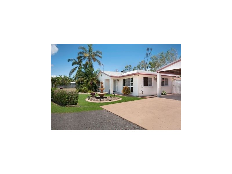 10 Joshua Court, Bushland Beach QLD 4818