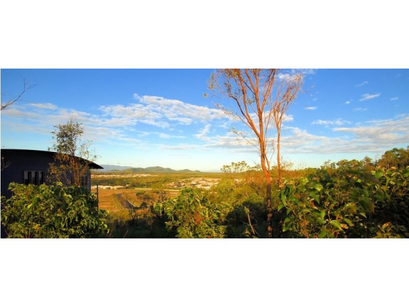 4 Gemma Court, Bushland Beach QLD 4818