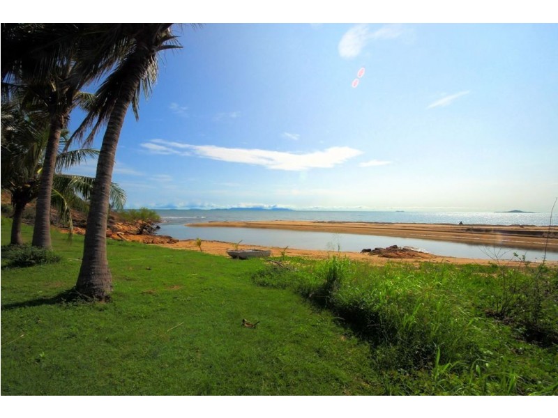 6 Lady Elliott Court, Toomulla QLD 4816