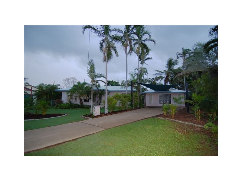 117 Coutts Drive, Bushland Beach QLD 4818