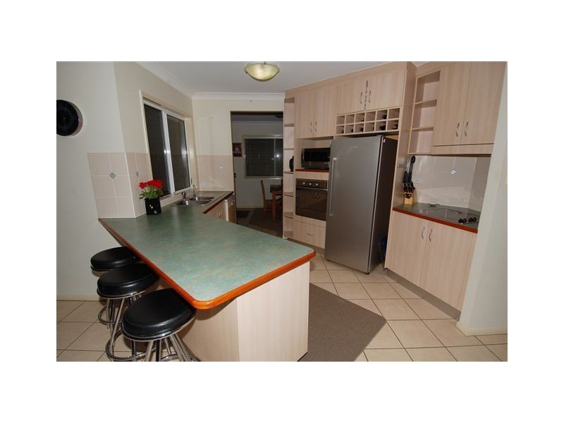 117 Coutts Drive, Bushland Beach QLD 4818