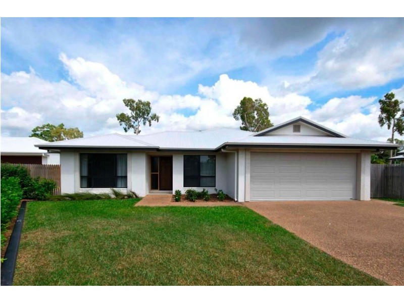 4 Marita Court, Bushland Beach QLD 4818