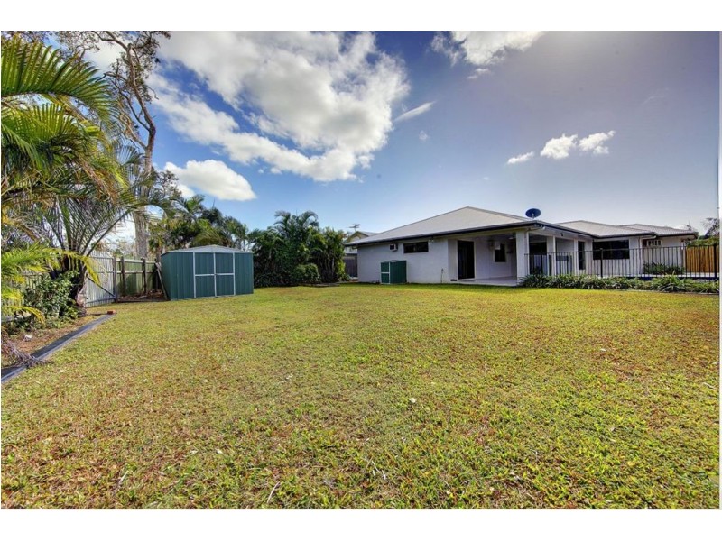 4 Marita Court, Bushland Beach QLD 4818