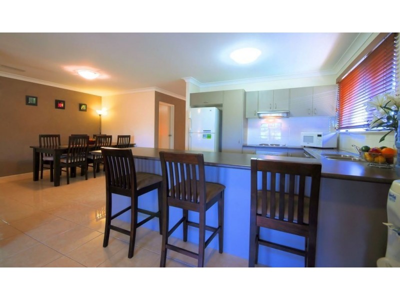 7 Littabella Place, Bushland Beach QLD 4818