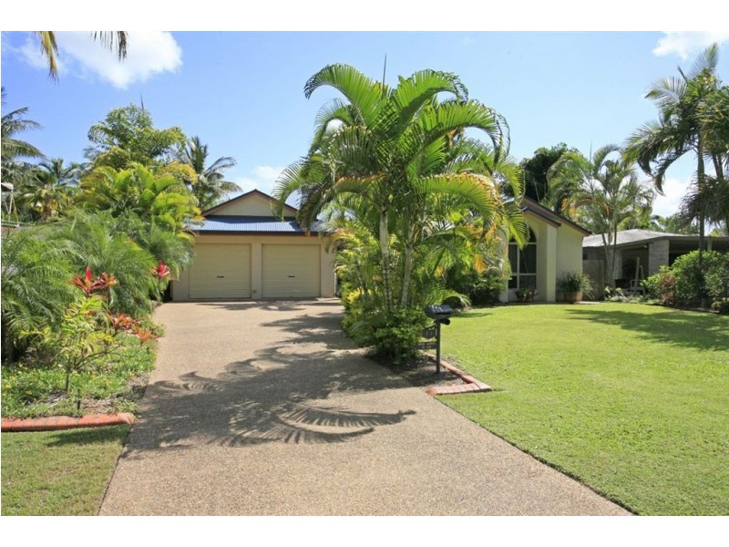11 Lotus Court, Bushland Beach QLD 4818