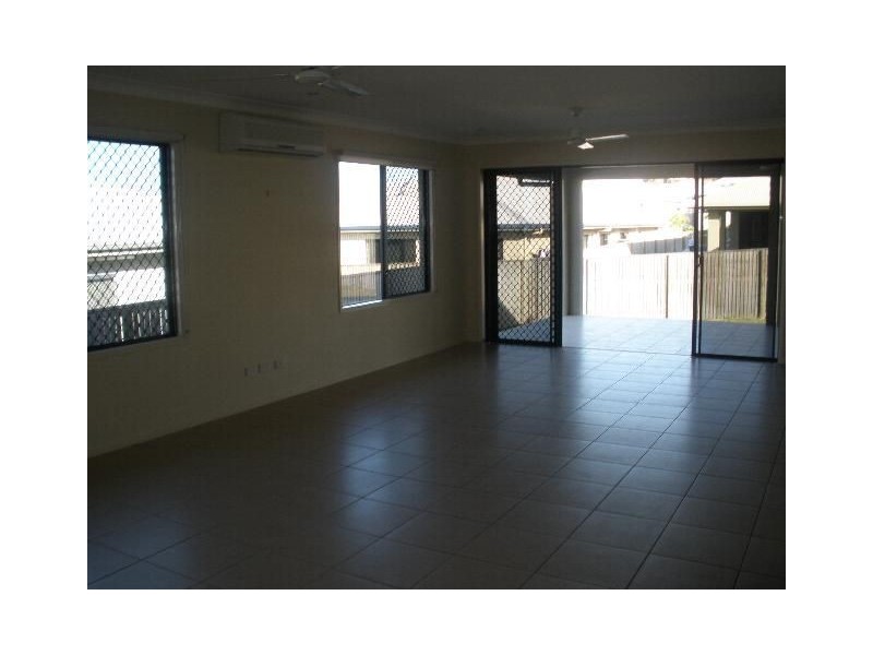 13 Keswick Street, Bushland Beach QLD 4818