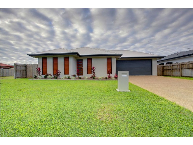 1 Kirrama Court, Bushland Beach QLD 4818