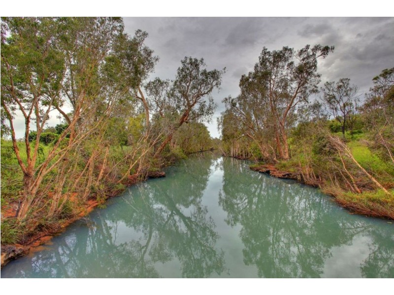 41790 Bruce Highway, Bluewater QLD 4818