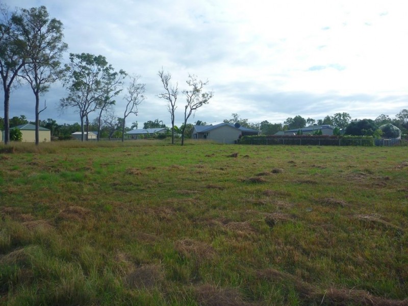 136 Ocean Parade, Balgal Beach QLD 4816