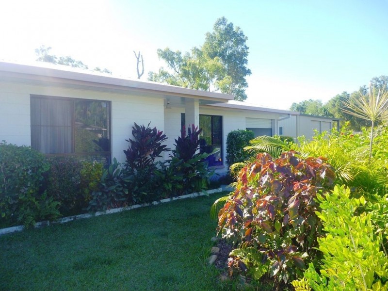 4 Fanning Court, Balgal Beach QLD 4816