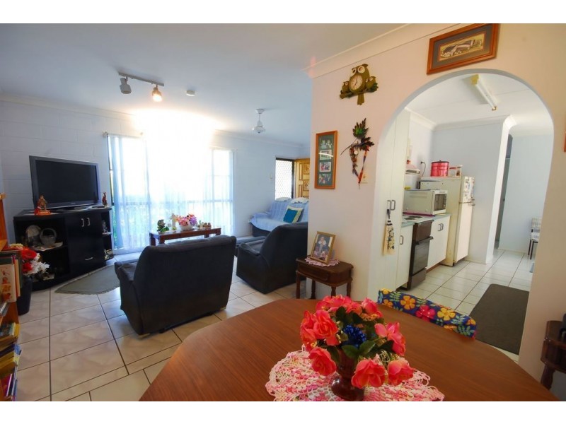 4 Fanning Court, Balgal Beach QLD 4816