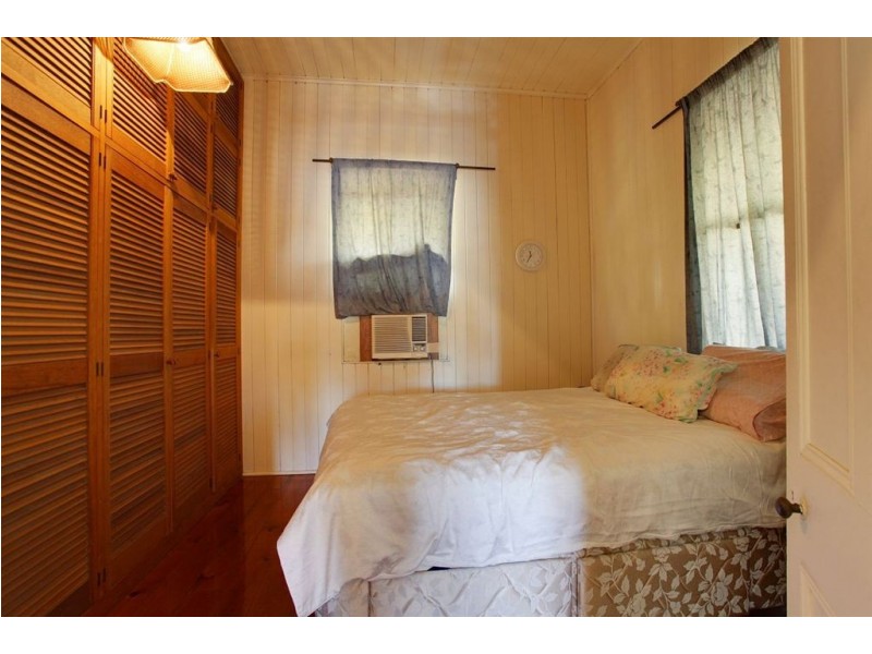 20 Clifton Street, North Ward QLD 4810