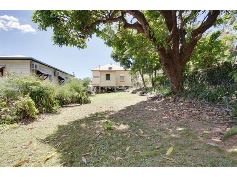 20 Clifton Street, North Ward QLD 4810