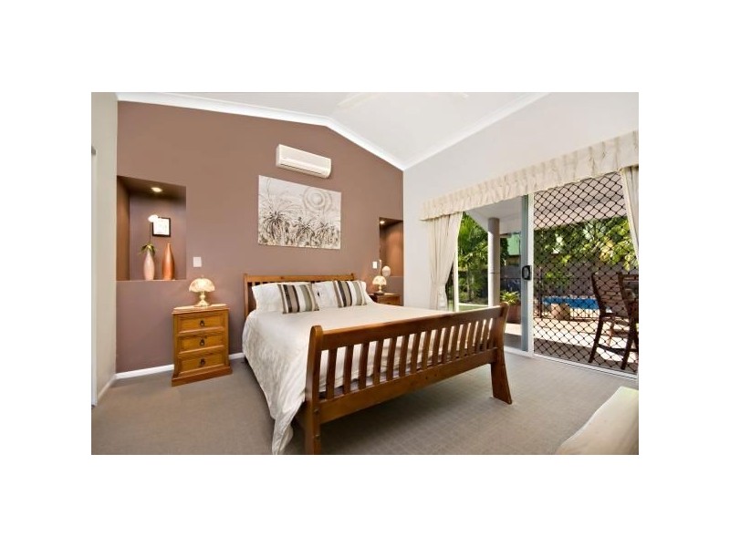 5 Hickory Court, Bushland Beach QLD 4818