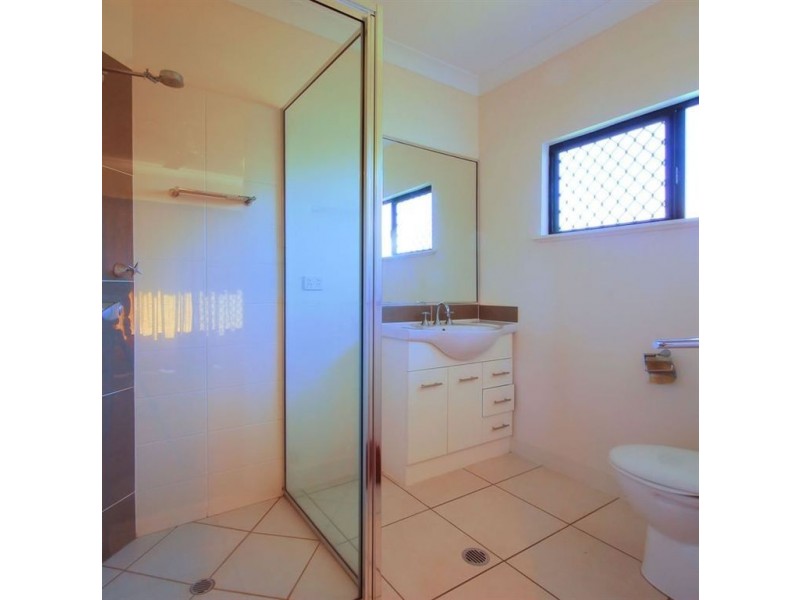 30 Daintree Drive, Bushland Beach QLD 4818