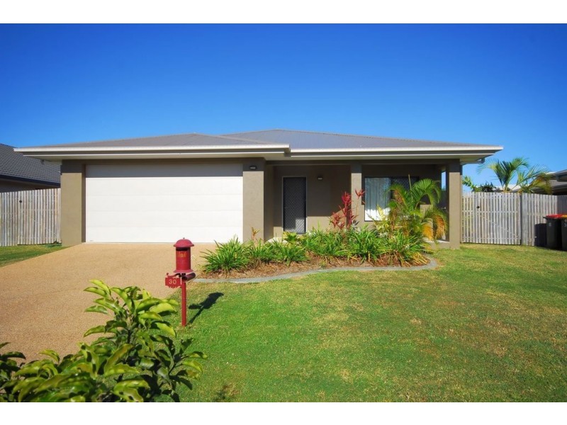 30 Daintree Drive, Bushland Beach QLD 4818