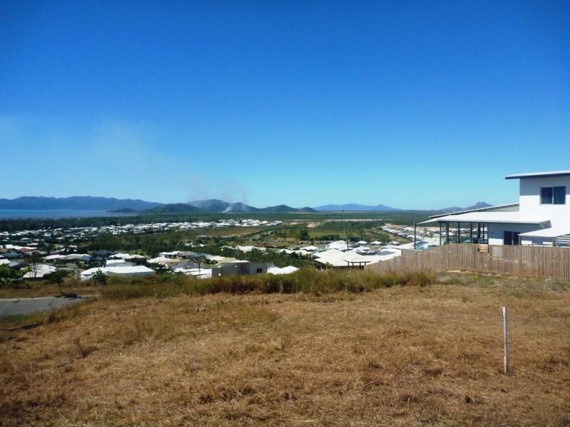 84 Goicoechea Drive, Bushland Beach QLD 4818