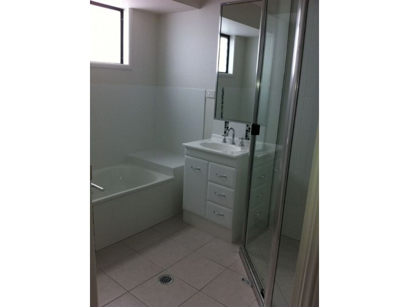 48 Bonnett Road, Mount Low QLD 4818