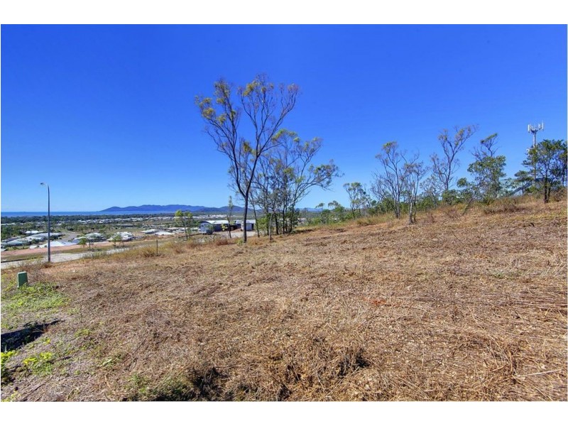 49 Goicoechea Drive, Bushland Beach QLD 4818